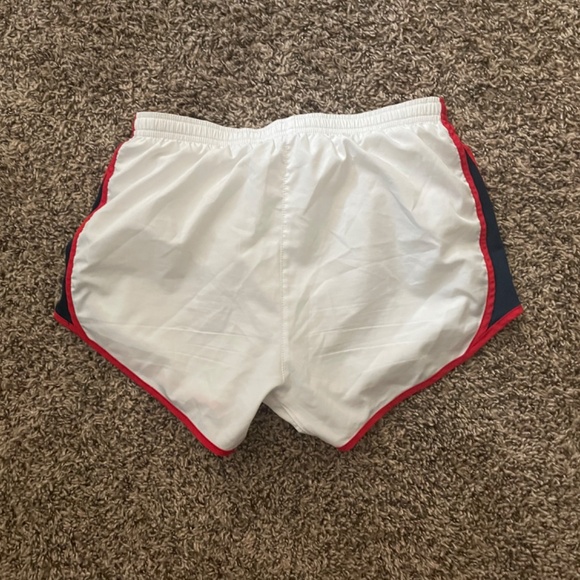 Women’s Nike Shorts - Picture 2 of 3